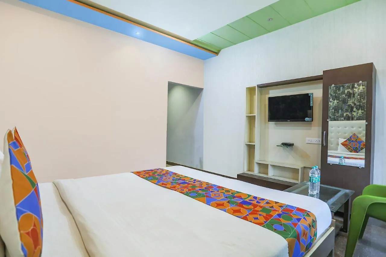 Fabhotel Kriti Green Varanasi
